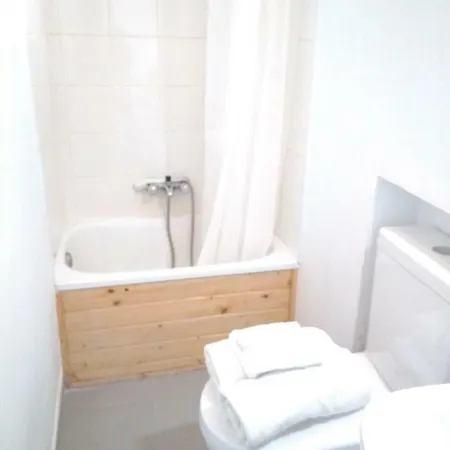 Alver Hotel 2*