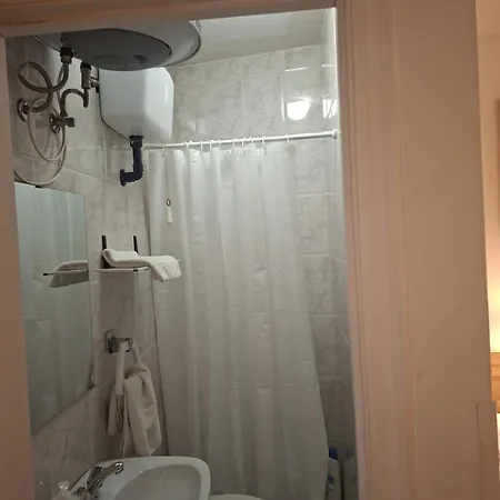 Alver Hotel